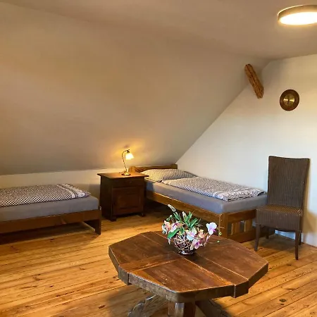 Penzion, Restaurace Jaro Vesin Brdy Maison d'hôtes