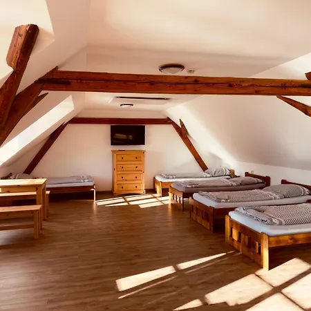 Penzion, Restaurace Jaro Vesin Brdy Maison d'hôtes Vesin