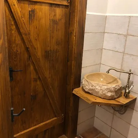 Penzion, Restaurace Jaro Vesin Brdy Maison d'hôtes Vesin