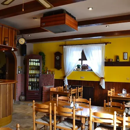 Penzion, Restaurace Jaro Brdy *
