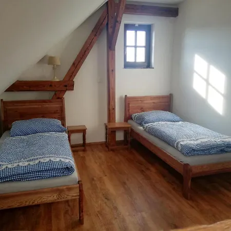 Penzion, Restaurace Jaro Brdy Πανσιόν