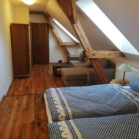 Penzion, Restaurace Jaro Vesin Brdy * Vesin