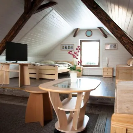 Penzion, Restaurace Jaro Vesin Brdy Maison d'hôtes