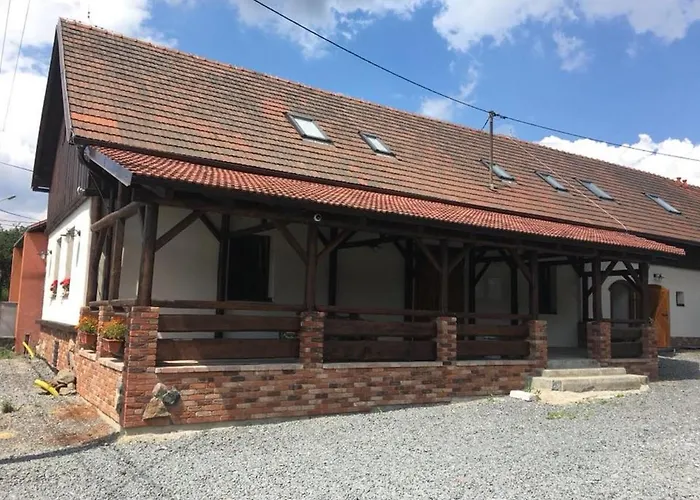 Pensión Penzion, Restaurace Jaro Brdy *