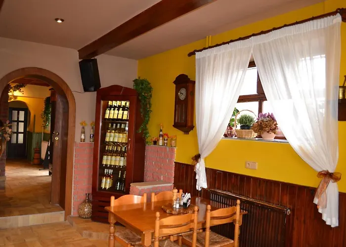 Penzion, Restaurace Jaro Brdy Vesin