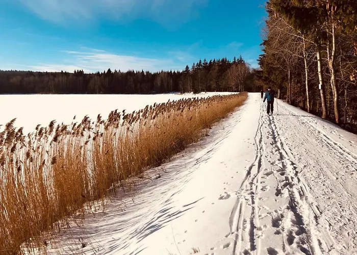 Penzion, Restaurace Jaro Brdy * Vesin