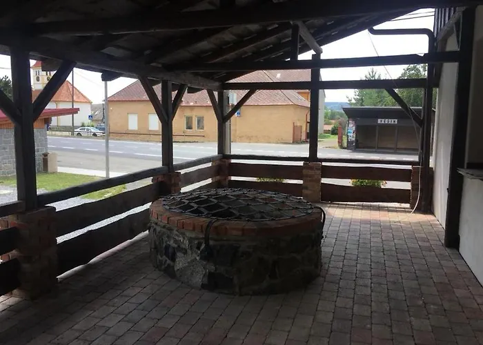 Penzion, Restaurace Jaro Brdy *